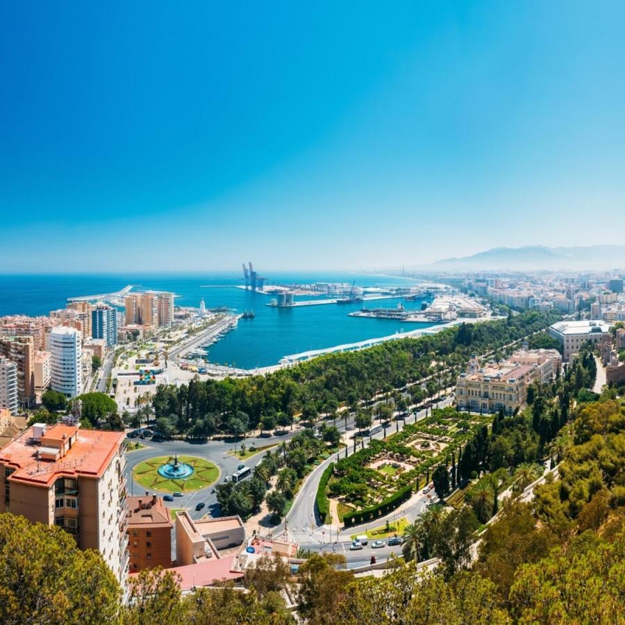 Malaga Velarde Center 3 Apartment ภายนอก รูปภาพ