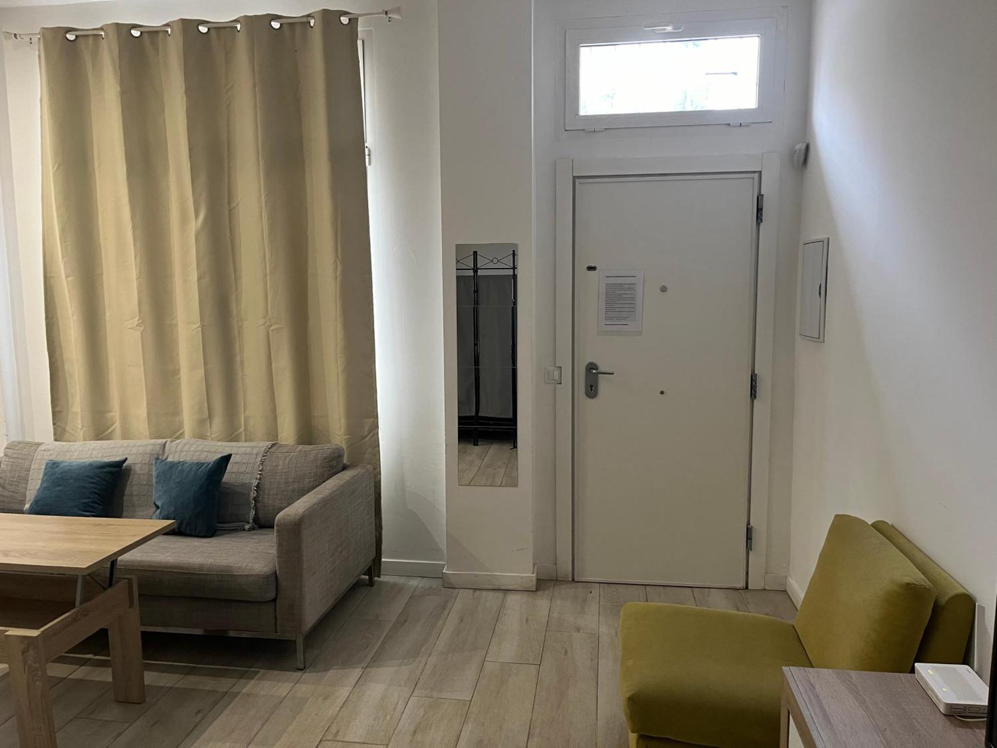 Malaga Velarde Center 3 Apartment ภายนอก รูปภาพ